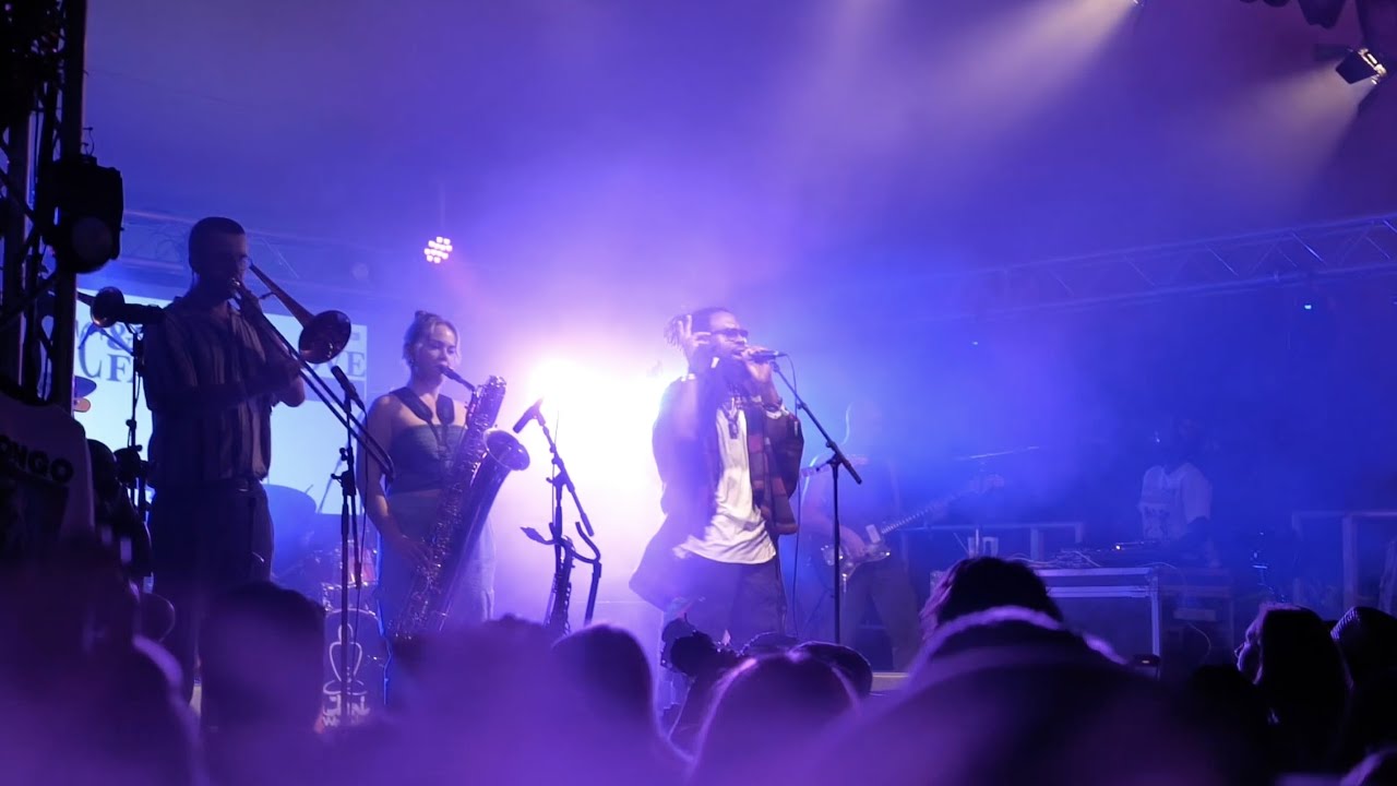 TC & THE GROOVE FAMILY performing live
